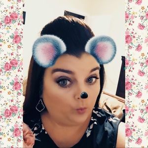 Meet your Posher, Carolyn